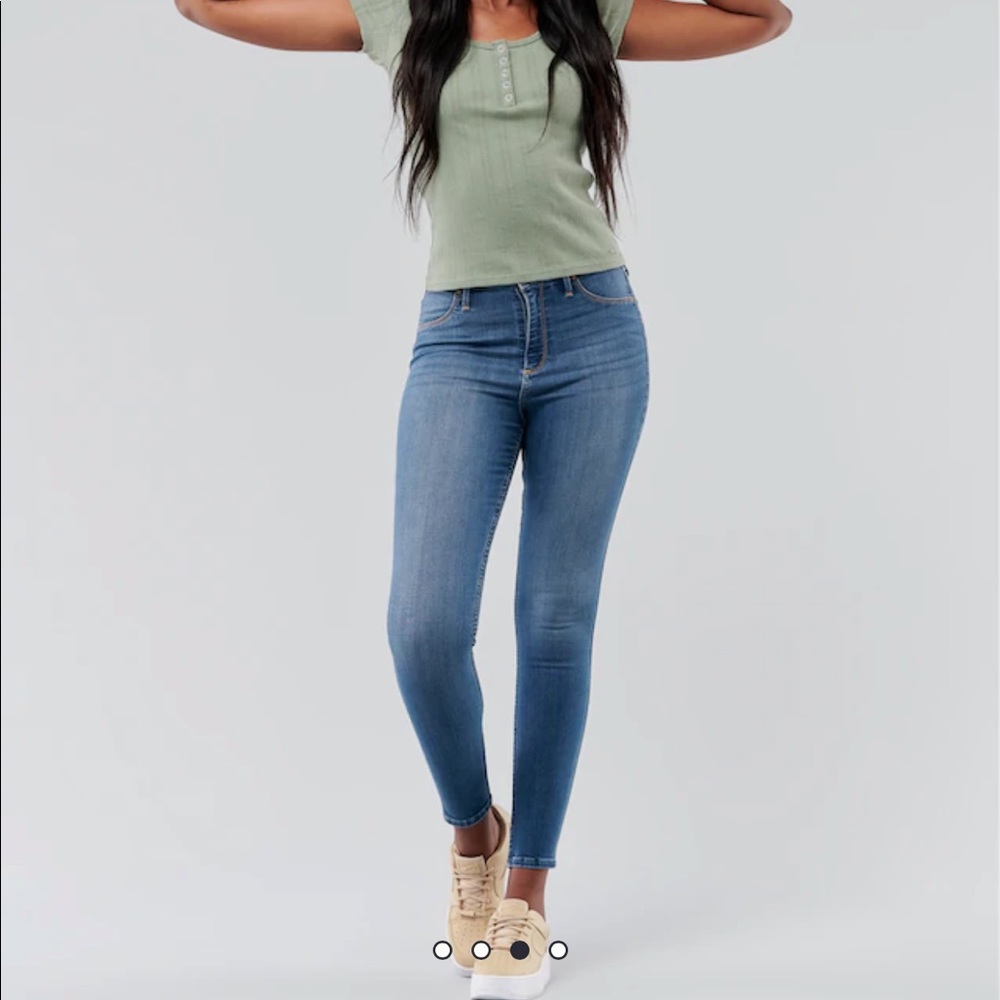 Hollister Size 7L High Rise Super Skinny Jeans